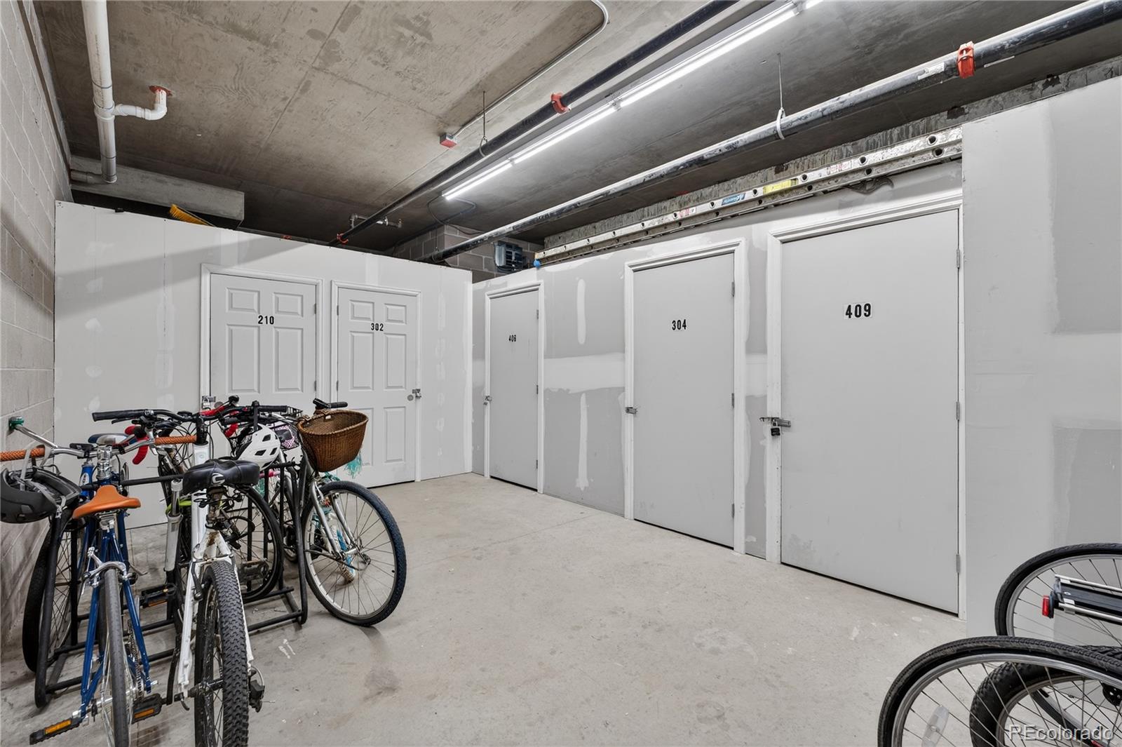 MLS Image #31 for 1700 n emerson street,denver, Colorado