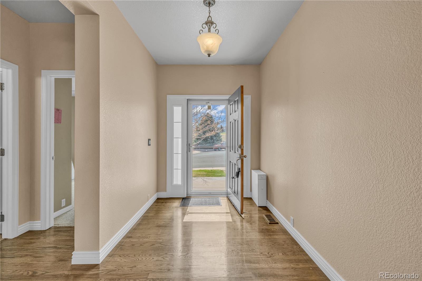 MLS Image #2 for 11361  sun prairie court,parker, Colorado