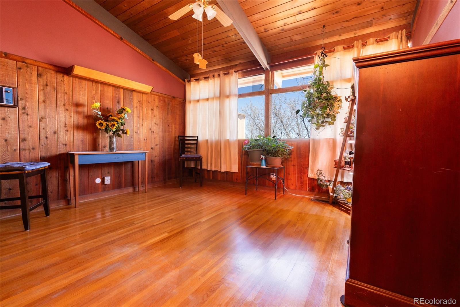 MLS Image #12 for 414  chamberlin place,colorado springs, Colorado