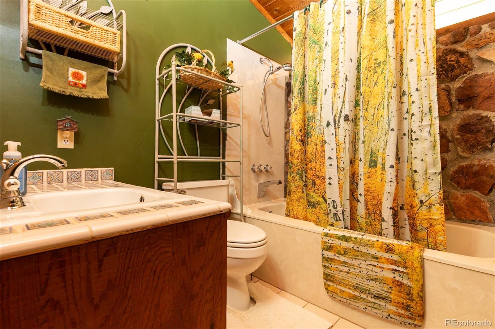 MLS Image #16 for 414  chamberlin place,colorado springs, Colorado