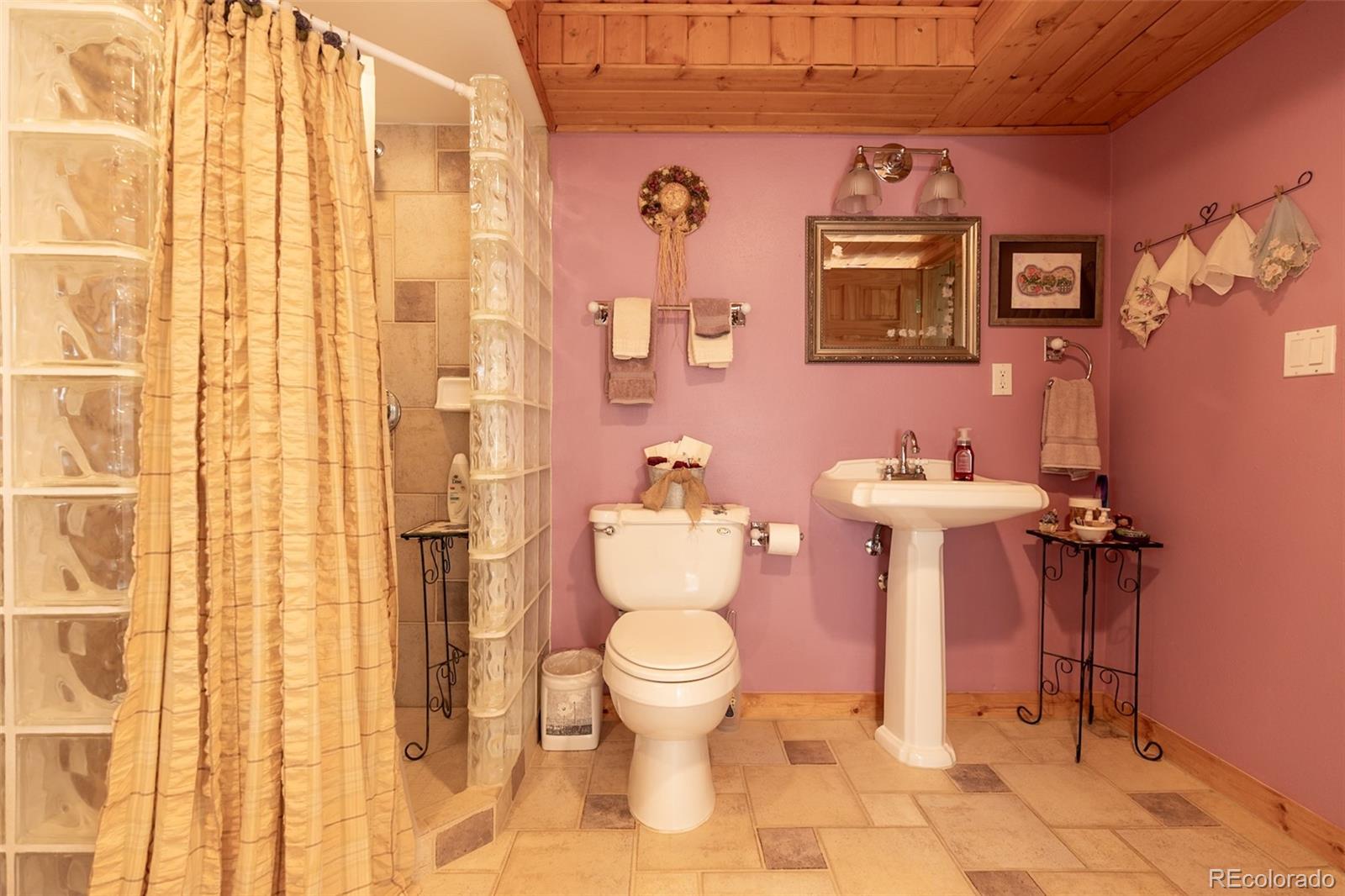MLS Image #28 for 414  chamberlin place,colorado springs, Colorado