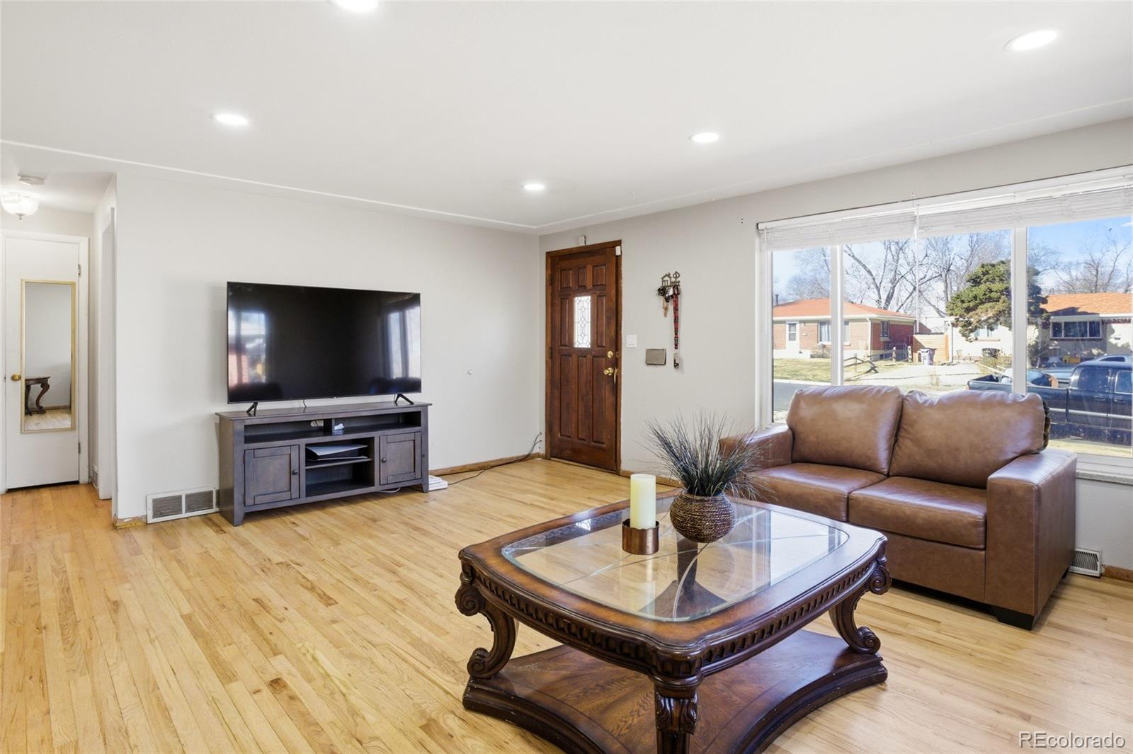 MLS Image #5 for 1842 s decatur street,denver, Colorado