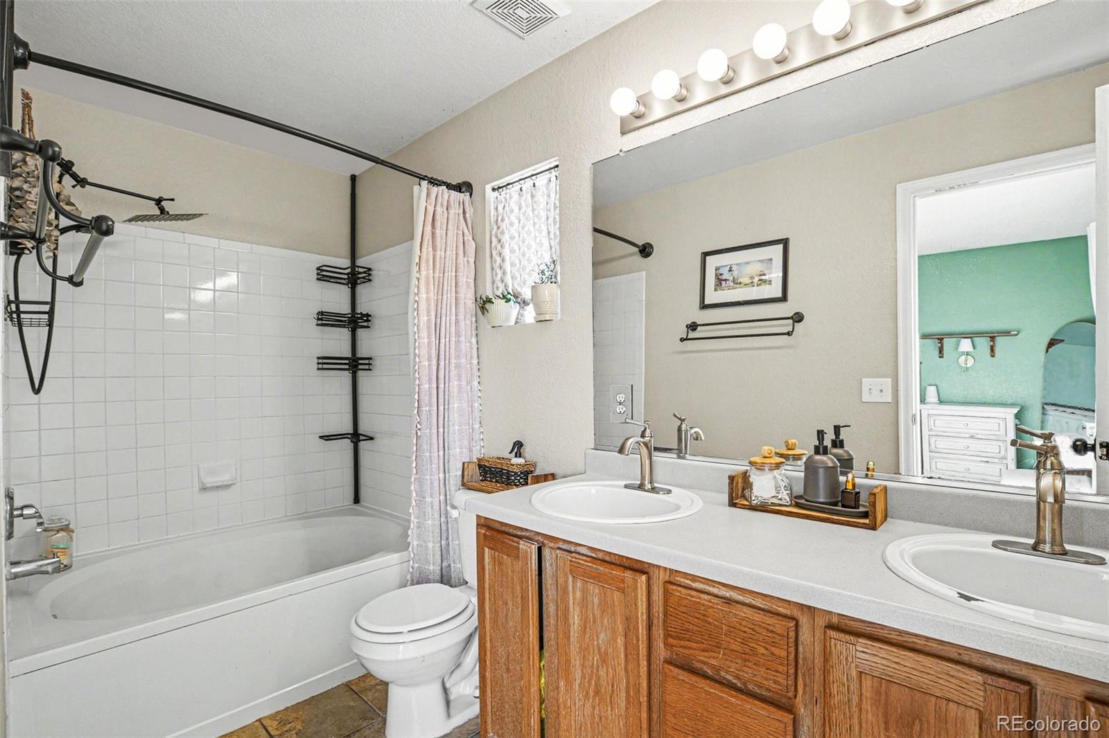 MLS Image #17 for 4029  orleans street,denver, Colorado