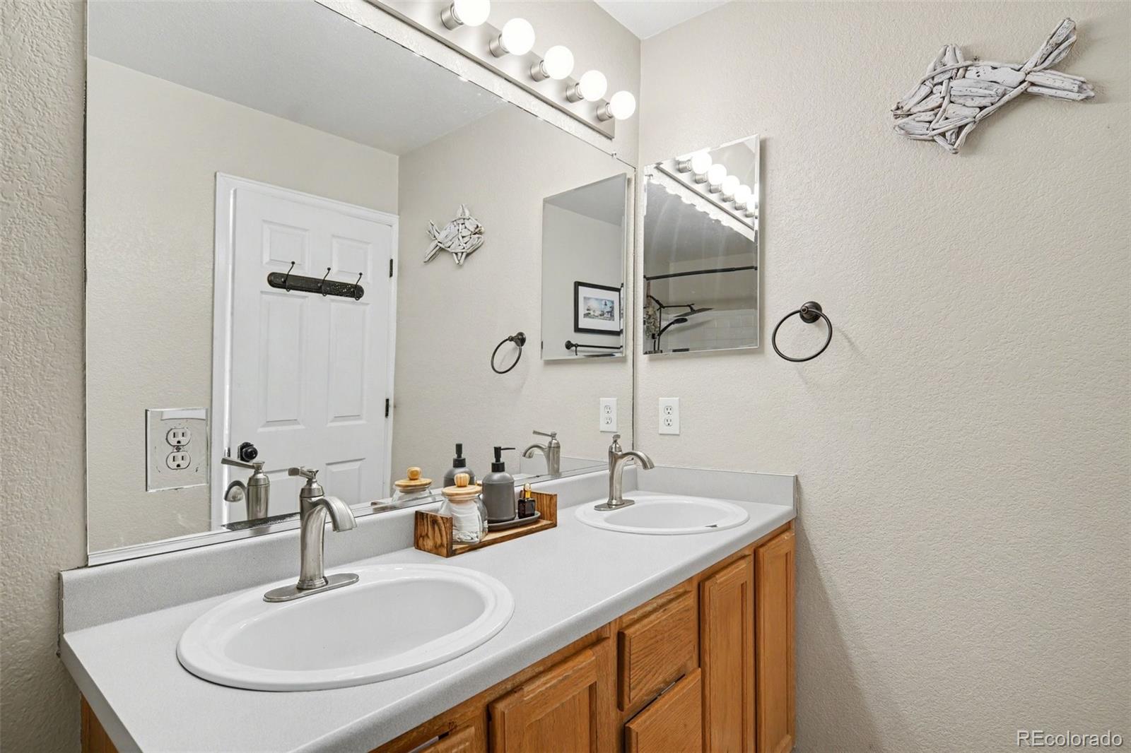 MLS Image #18 for 4029  orleans street,denver, Colorado