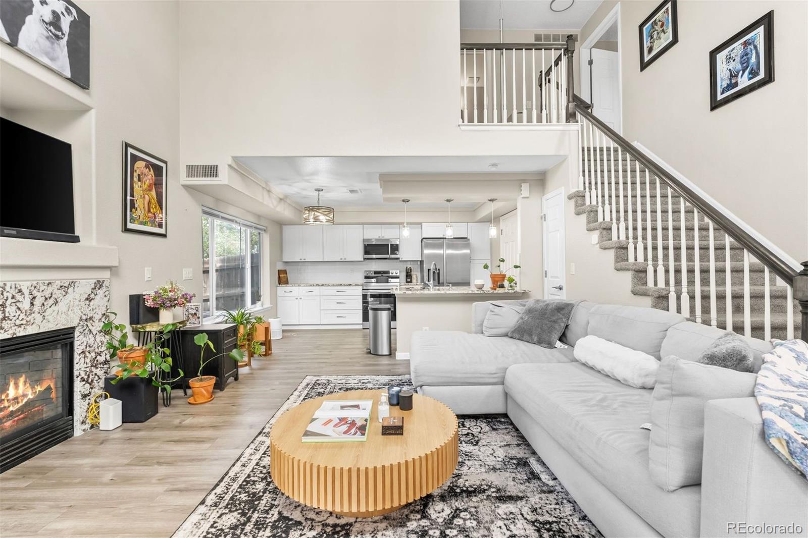 MLS Image #6 for 21535 e 39th avenue,denver, Colorado