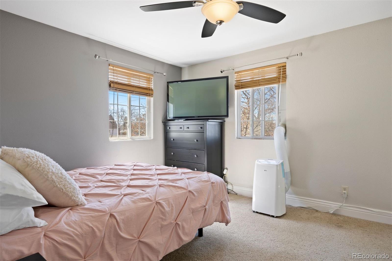MLS Image #18 for 1343  valentia street,denver, Colorado