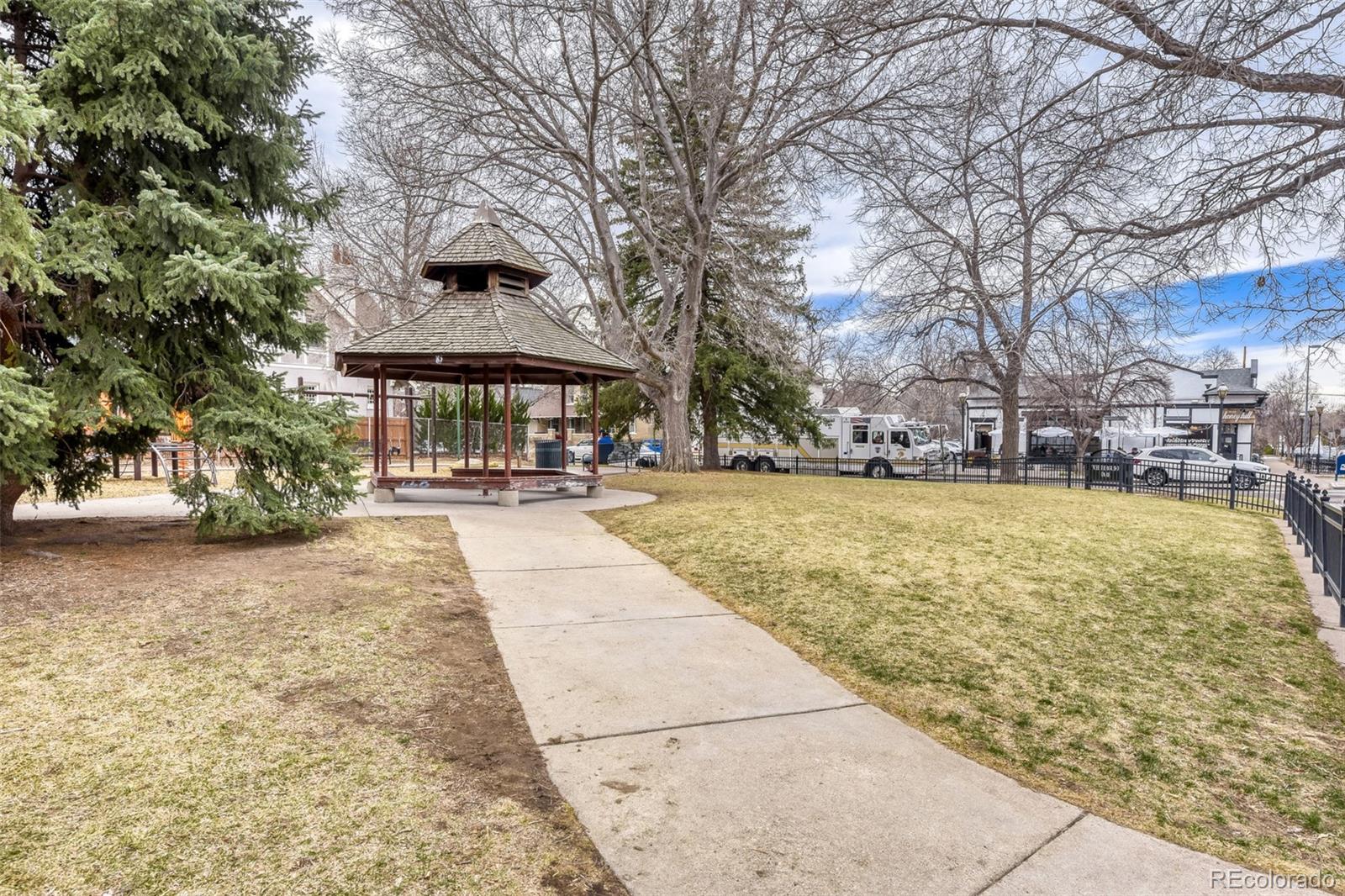 MLS Image #35 for 2520  locust street,denver, Colorado