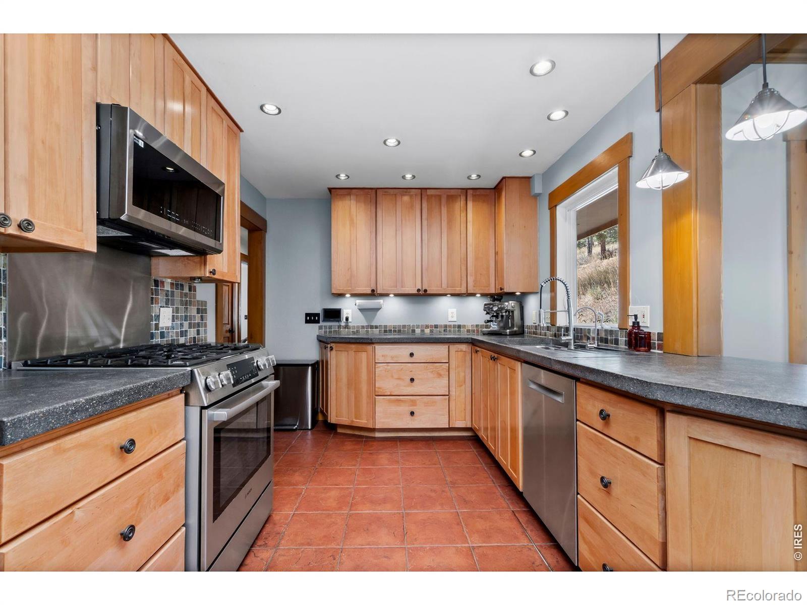 MLS Image #9 for 39  spring lane,boulder, Colorado