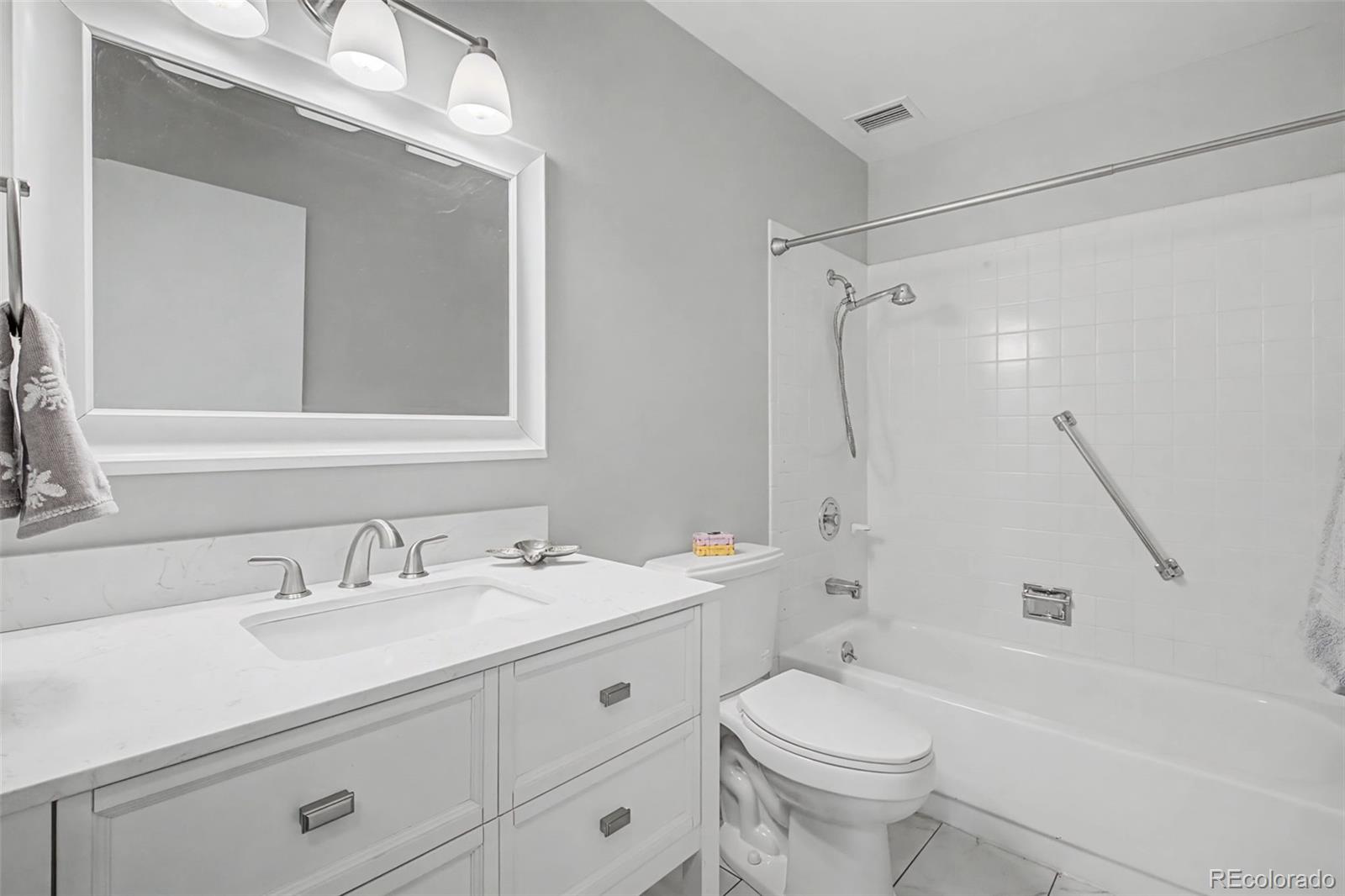 MLS Image #23 for 3082 s wheeling way,aurora, Colorado