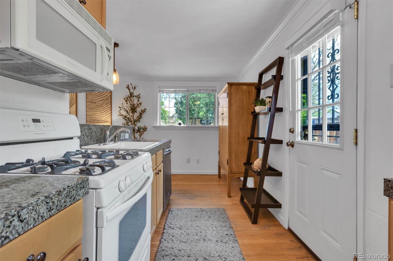 MLS Image #14 for 751  eudora street,denver, Colorado