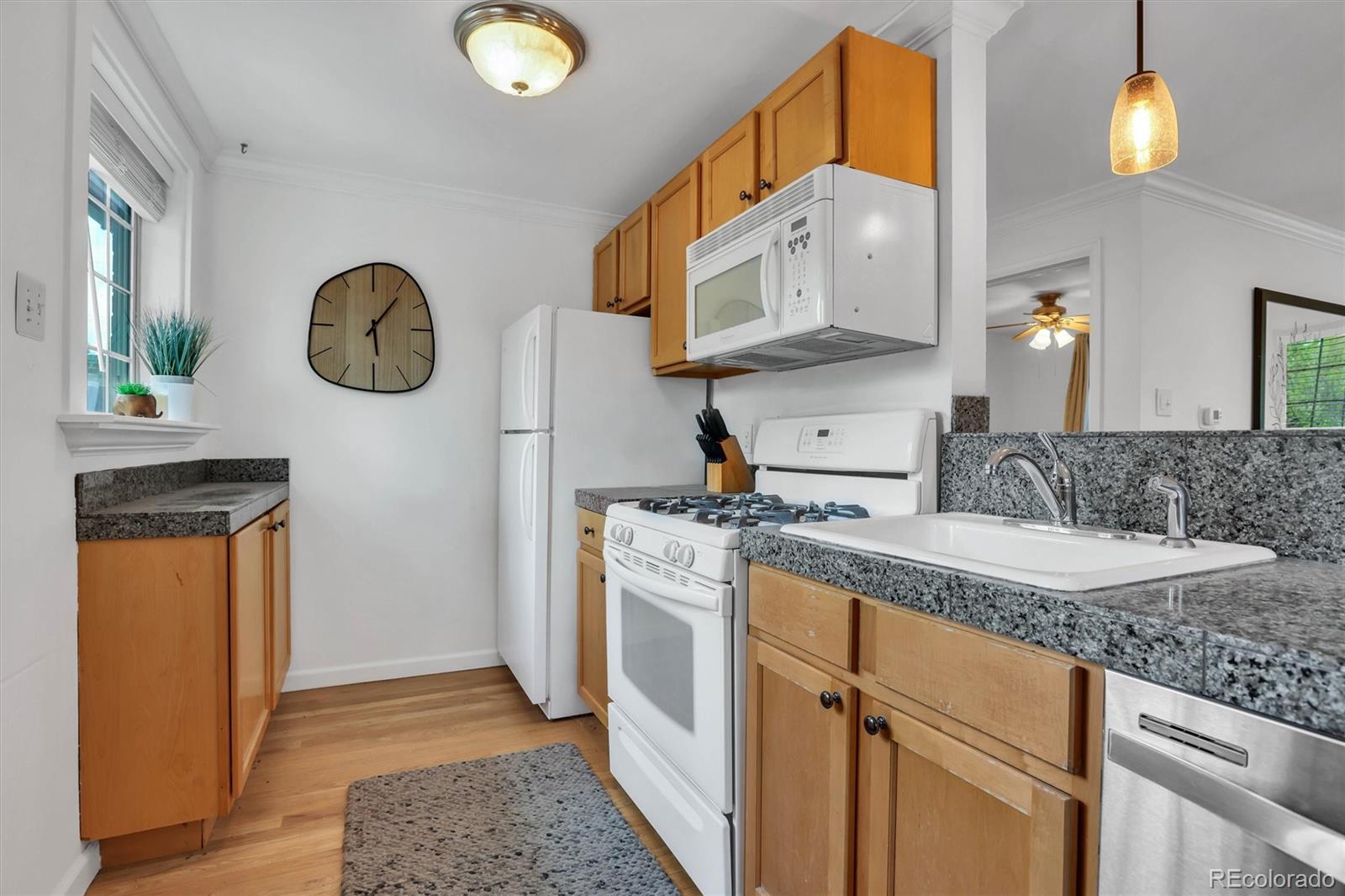 MLS Image #15 for 751  eudora street,denver, Colorado