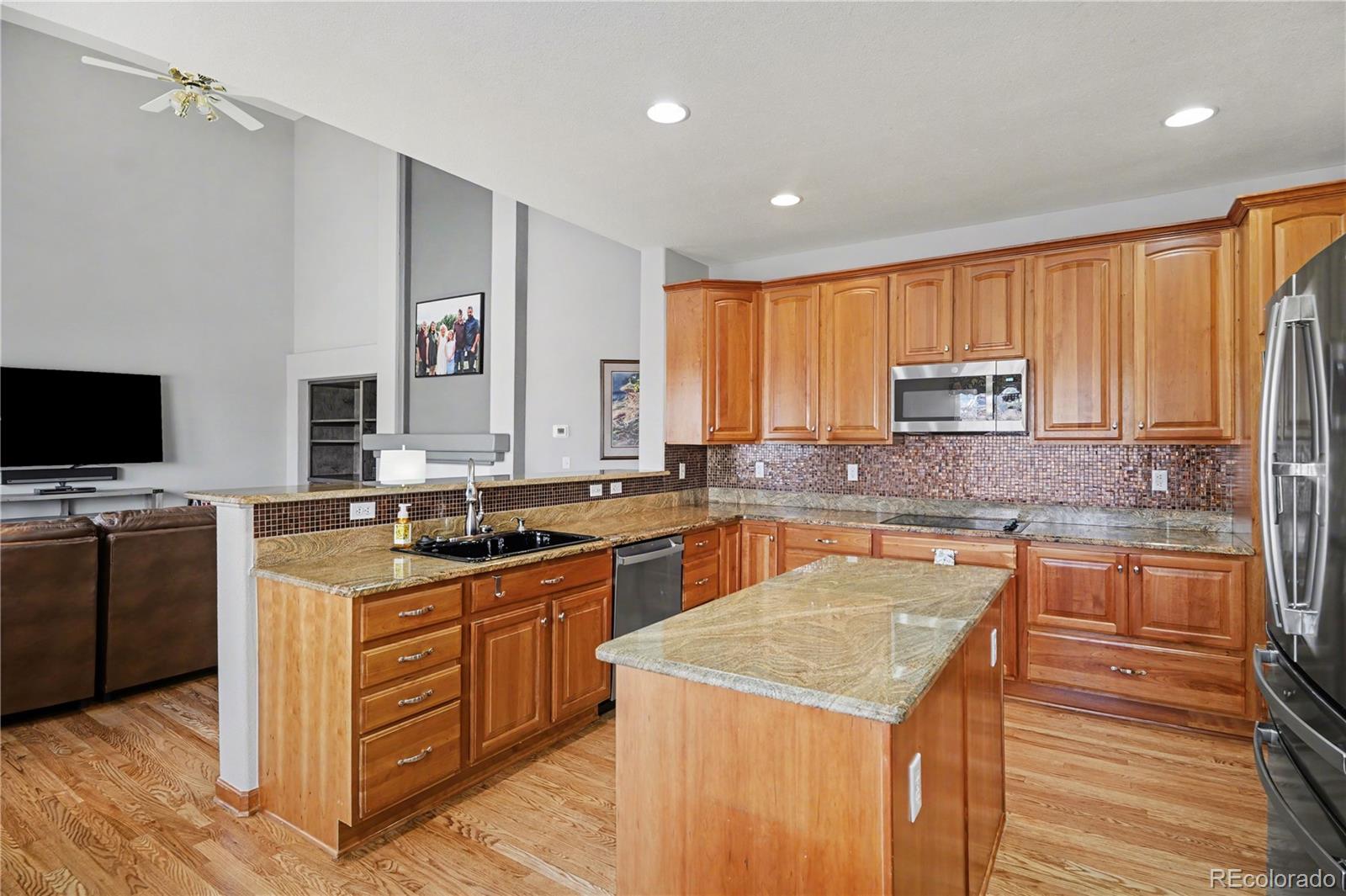 MLS Image #13 for 5795 s danube circle,aurora, Colorado