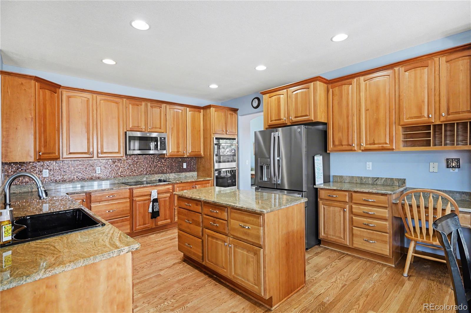 MLS Image #9 for 5795 s danube circle,aurora, Colorado