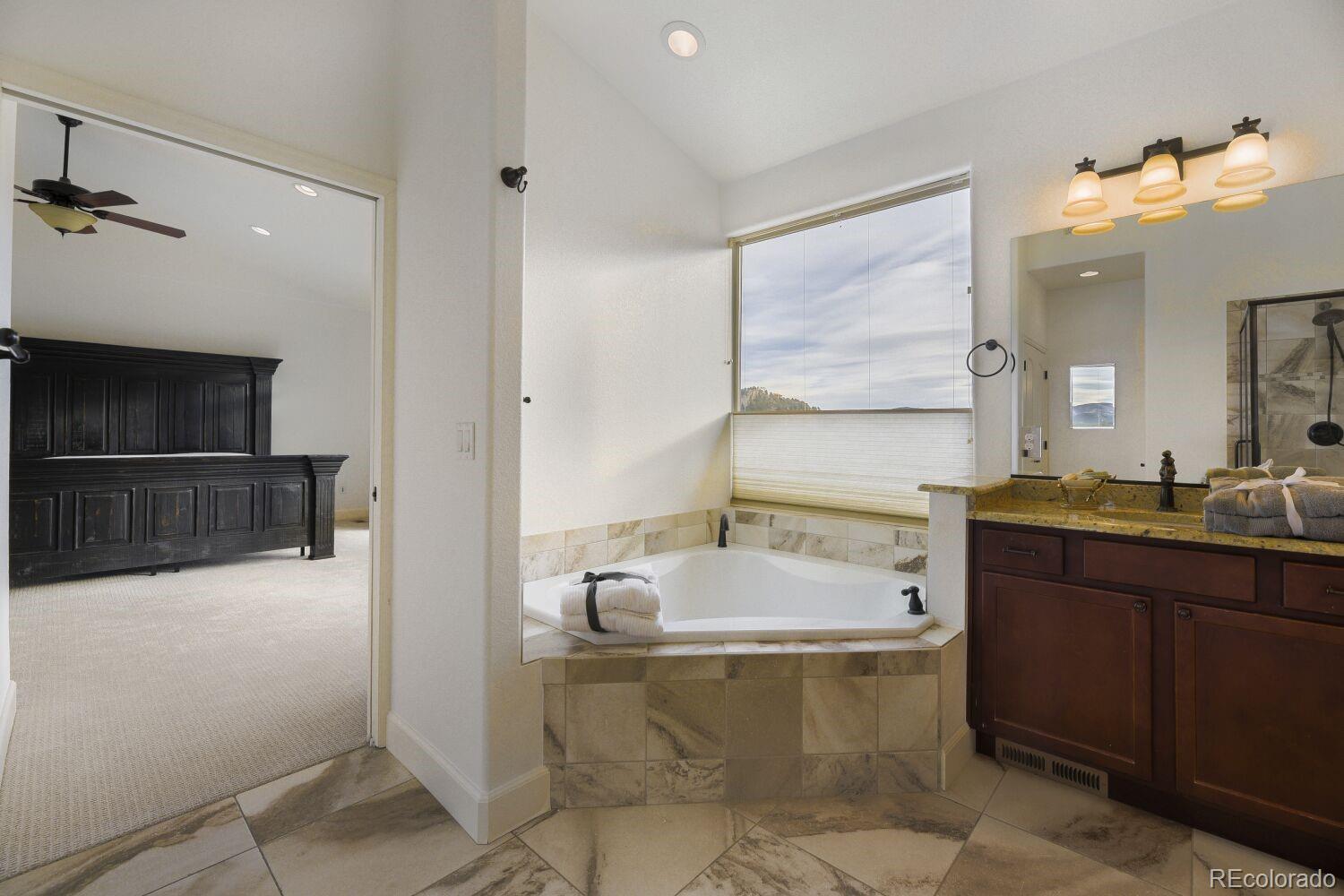 MLS Image #15 for 5425  country club drive,larkspur, Colorado