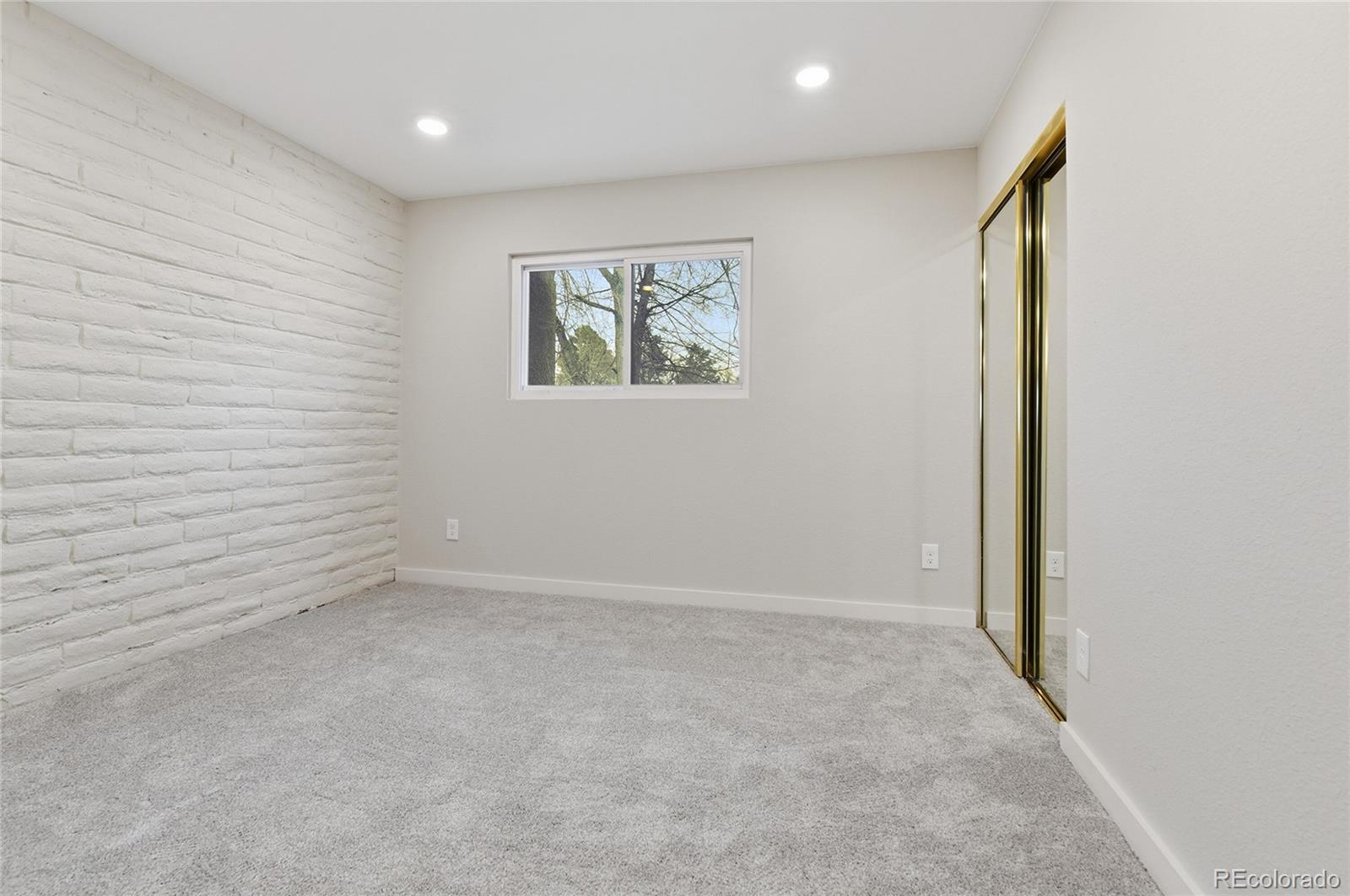 MLS Image #17 for 1060 s parker road,denver, Colorado