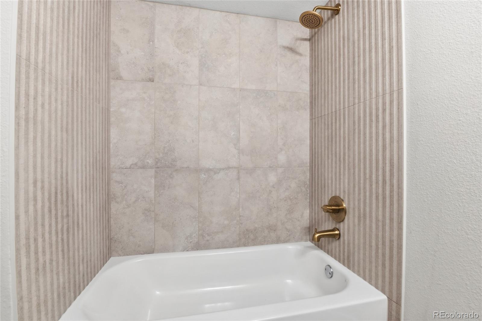 MLS Image #21 for 1060 s parker road,denver, Colorado