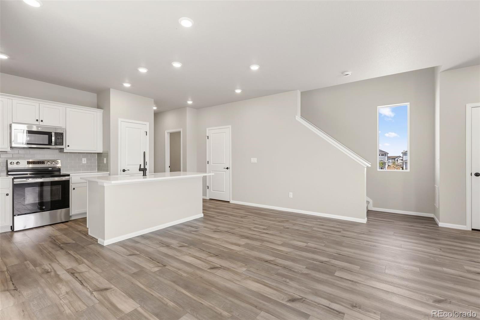 MLS Image #6 for 5321 n elk street,aurora, Colorado