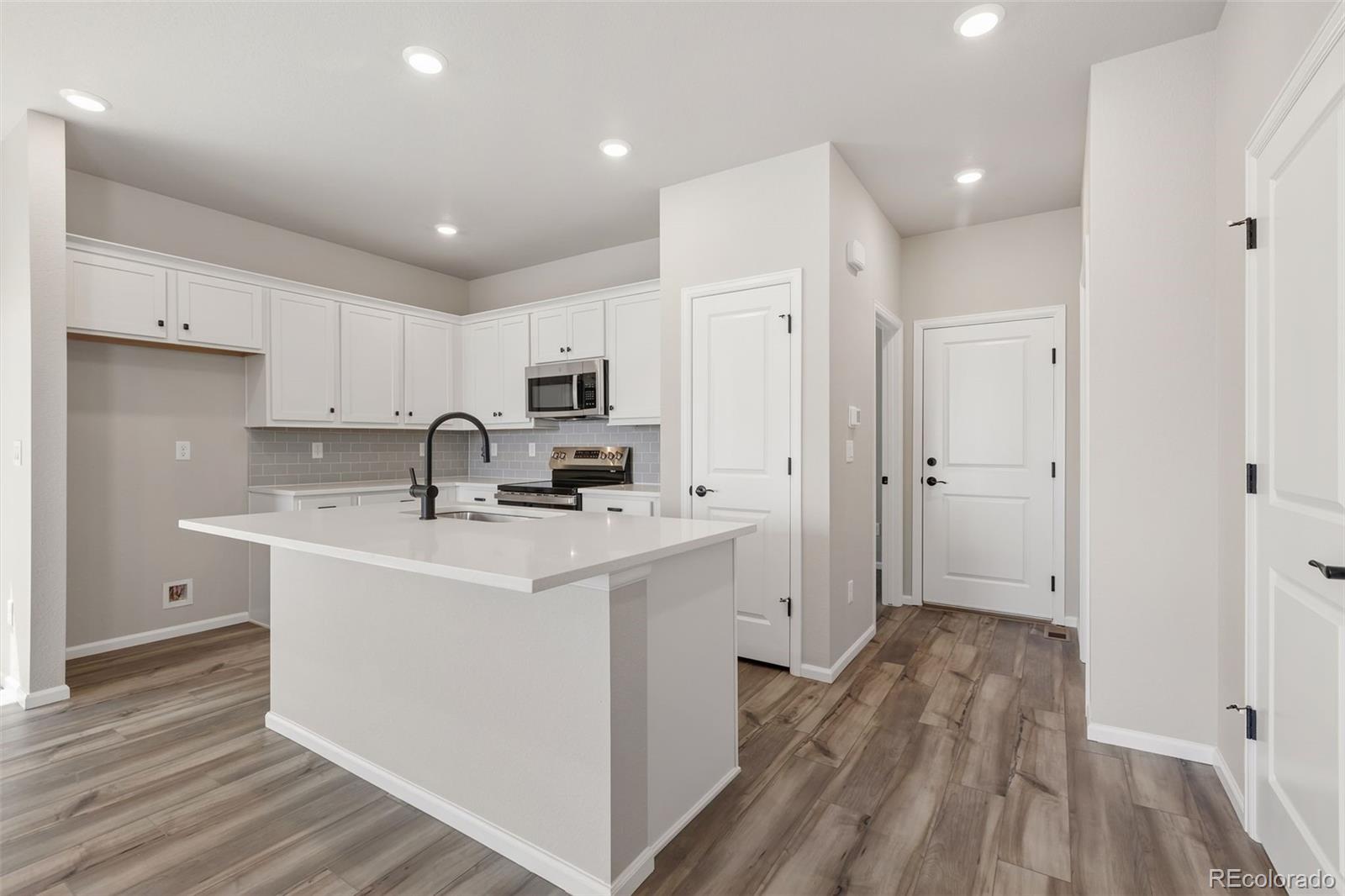 MLS Image #9 for 5321 n elk street,aurora, Colorado