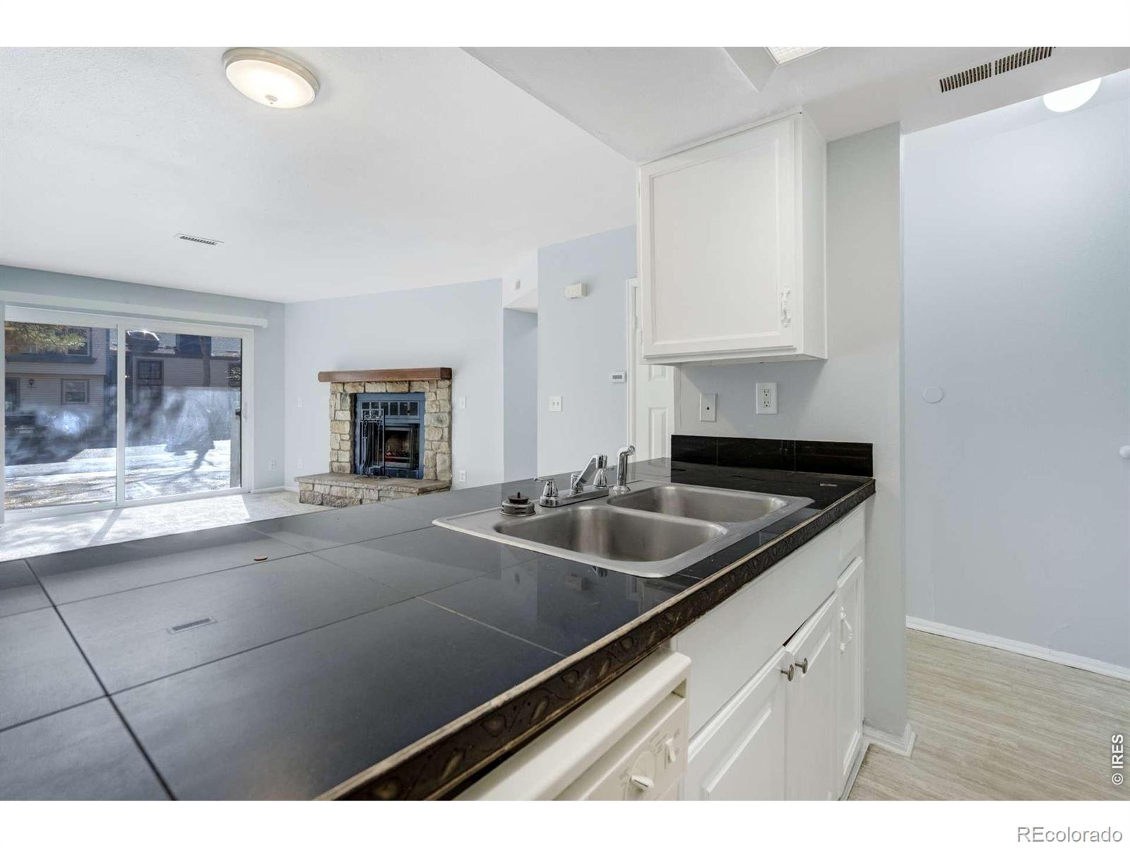 MLS Image #20 for 16001 e alaska place,aurora, Colorado