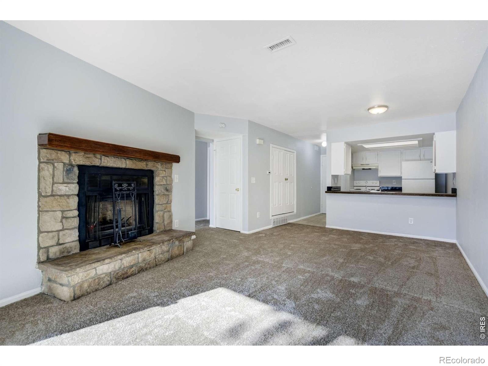 MLS Image #5 for 16001 e alaska place,aurora, Colorado