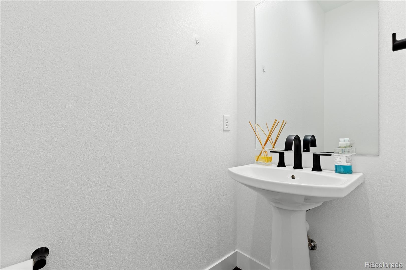 MLS Image #18 for 11383  autumn moon street,littleton, Colorado