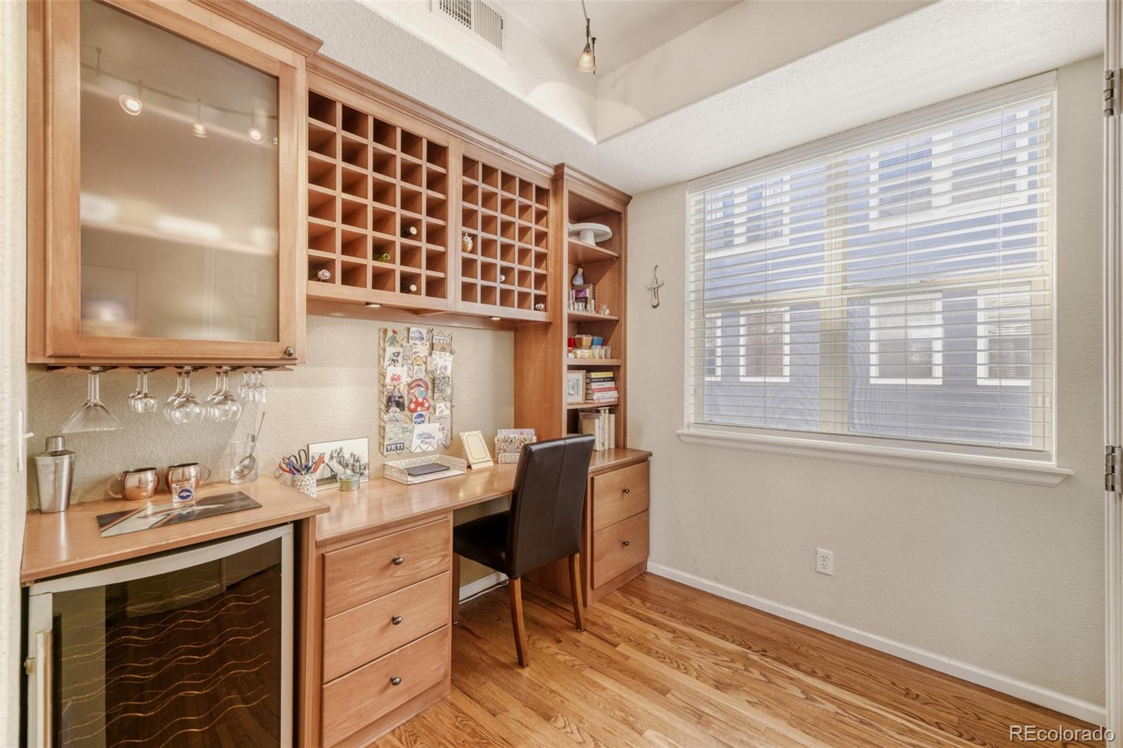 MLS Image #9 for 7856 w 54th avenue,arvada, Colorado