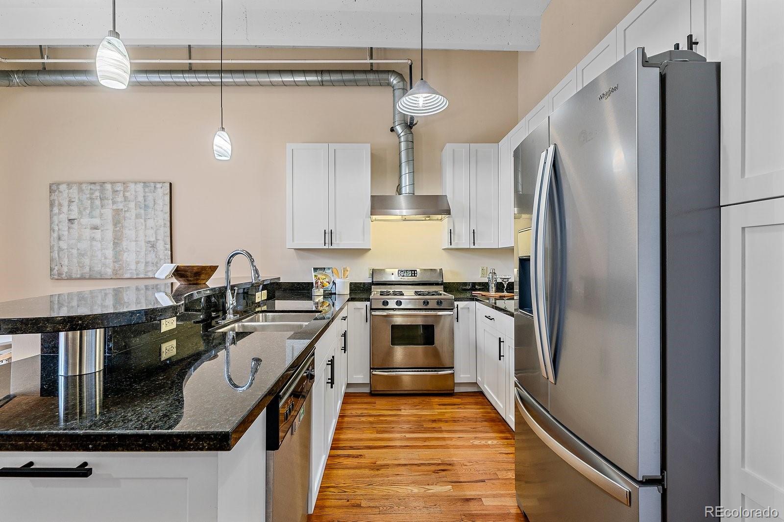 MLS Image #11 for 1800  lawrence street 308,denver, Colorado