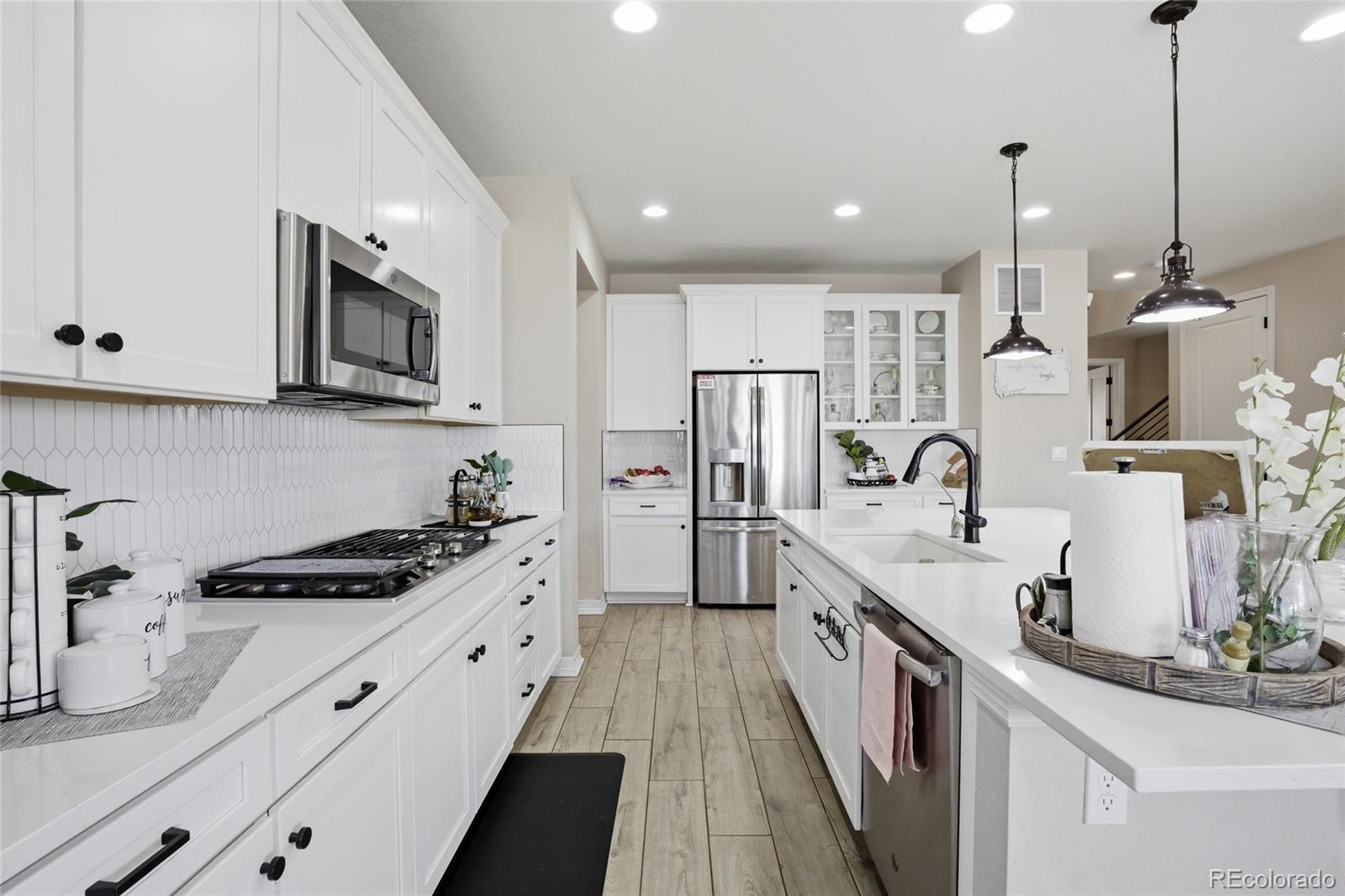 MLS Image #7 for 9819  truckee street,commerce city, Colorado