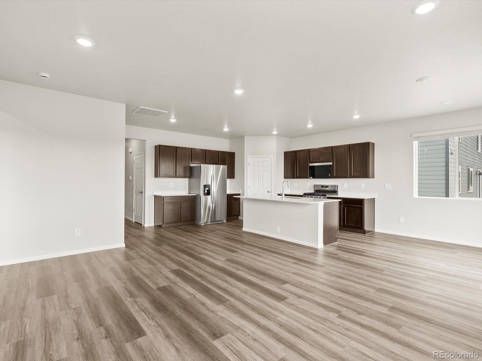 MLS Image #12 for 1597  colorado river drive,windsor, Colorado