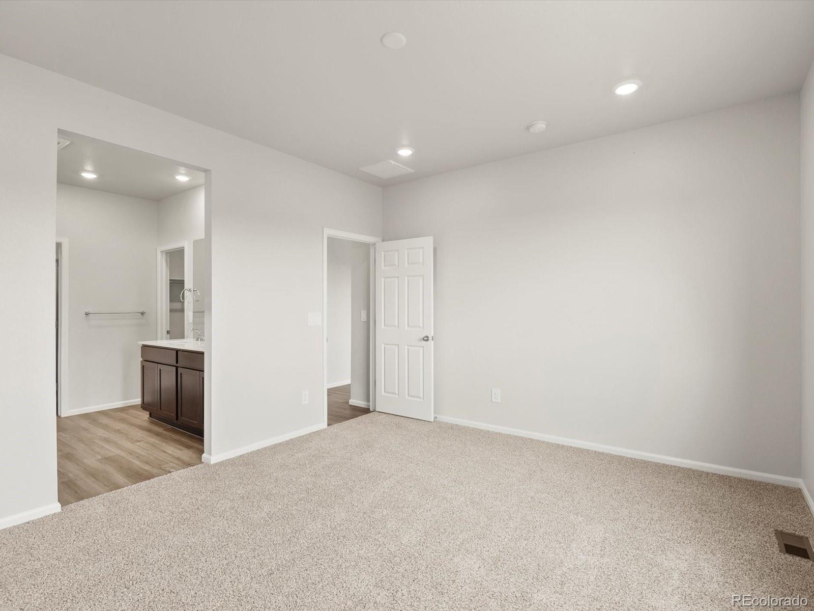 MLS Image #7 for 1597  colorado river drive,windsor, Colorado
