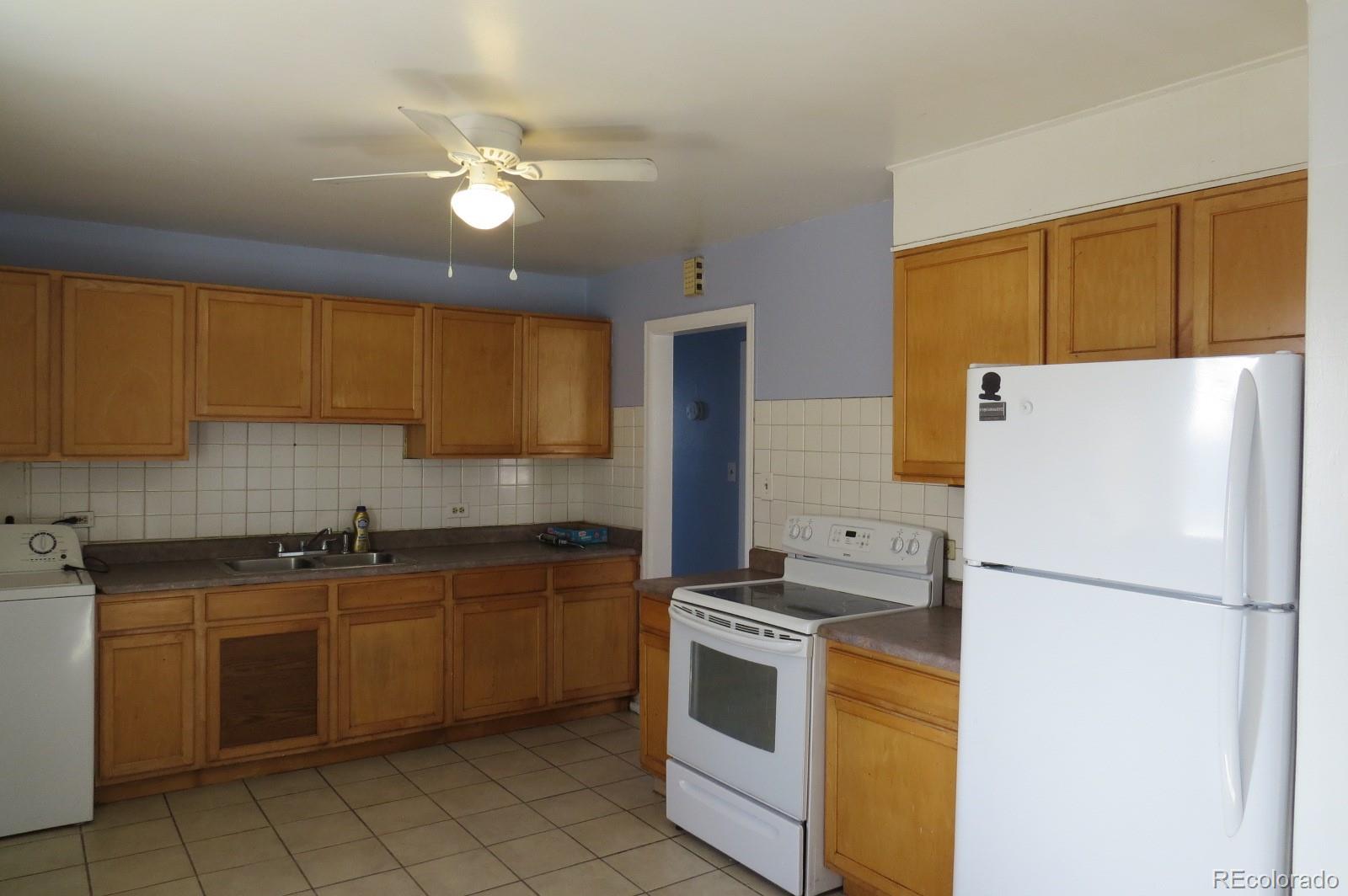 MLS Image #6 for 1260 s quieto way,denver, Colorado