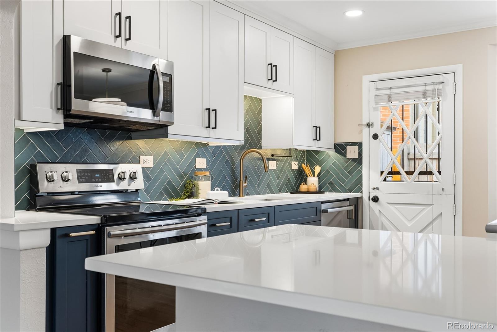 MLS Image #4 for 33 n pennsylvania street c,denver, Colorado