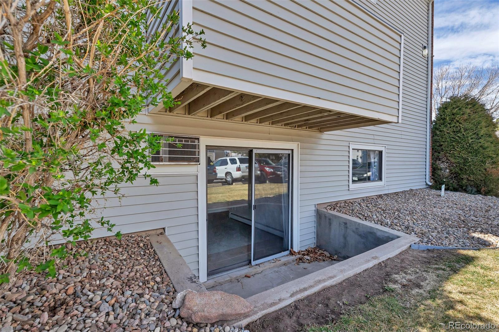 MLS Image #2 for 10150 e virginia avenue 108,denver, Colorado