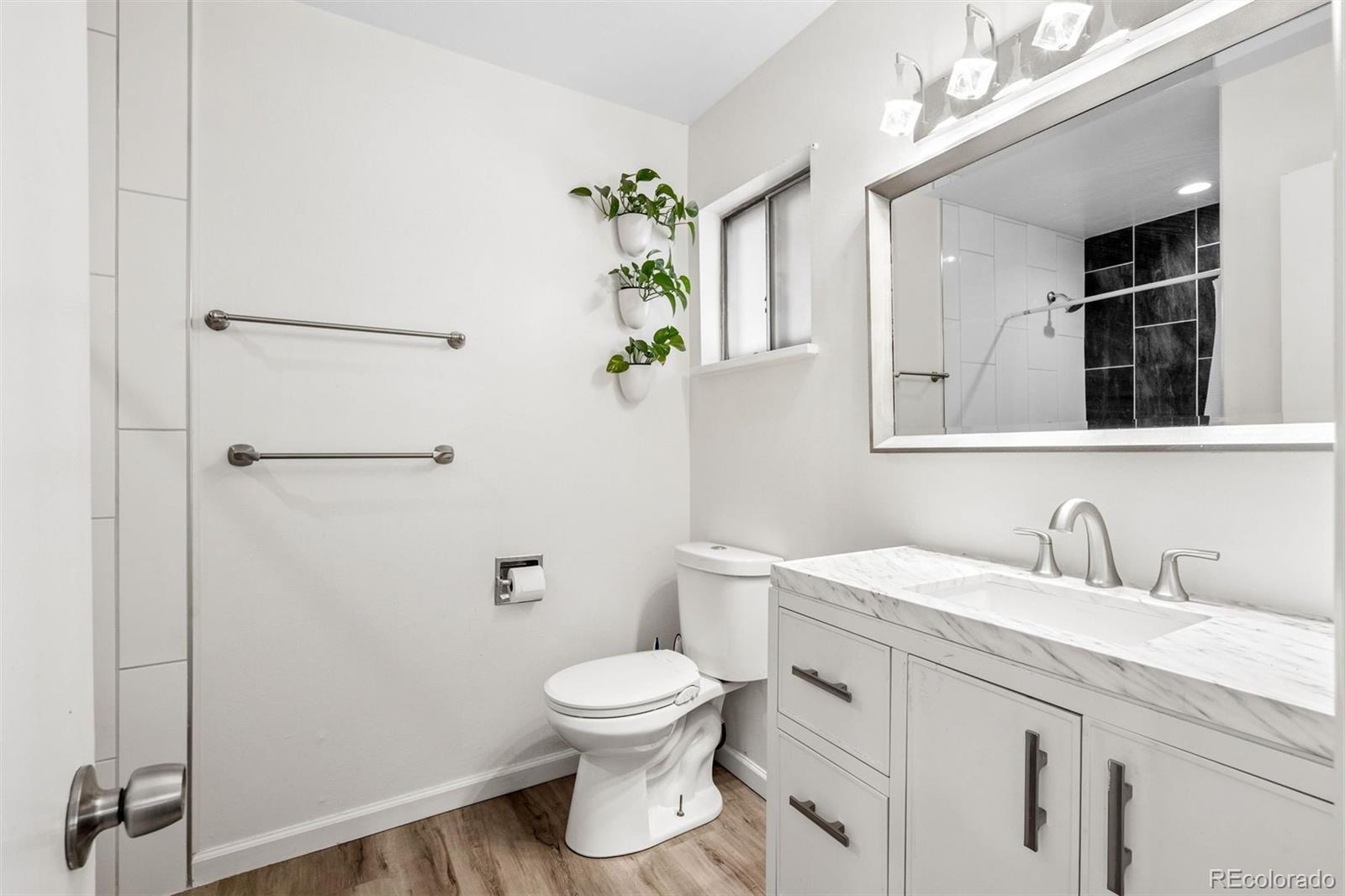 MLS Image #14 for 2921 s downing street,englewood, Colorado