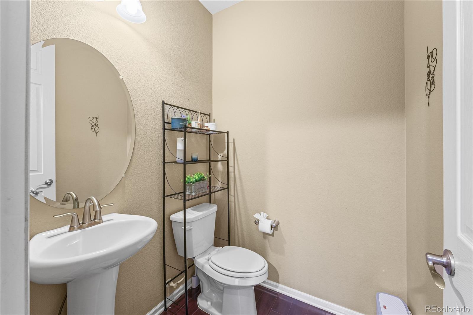 MLS Image #13 for 25503 e 5th avenue,aurora, Colorado
