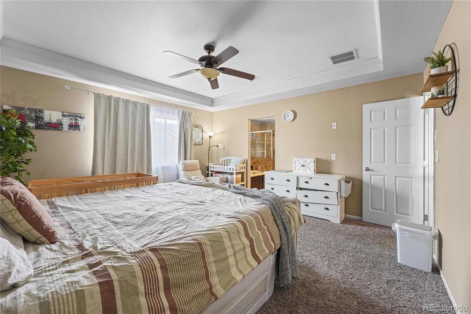 MLS Image #16 for 25503 e 5th avenue,aurora, Colorado