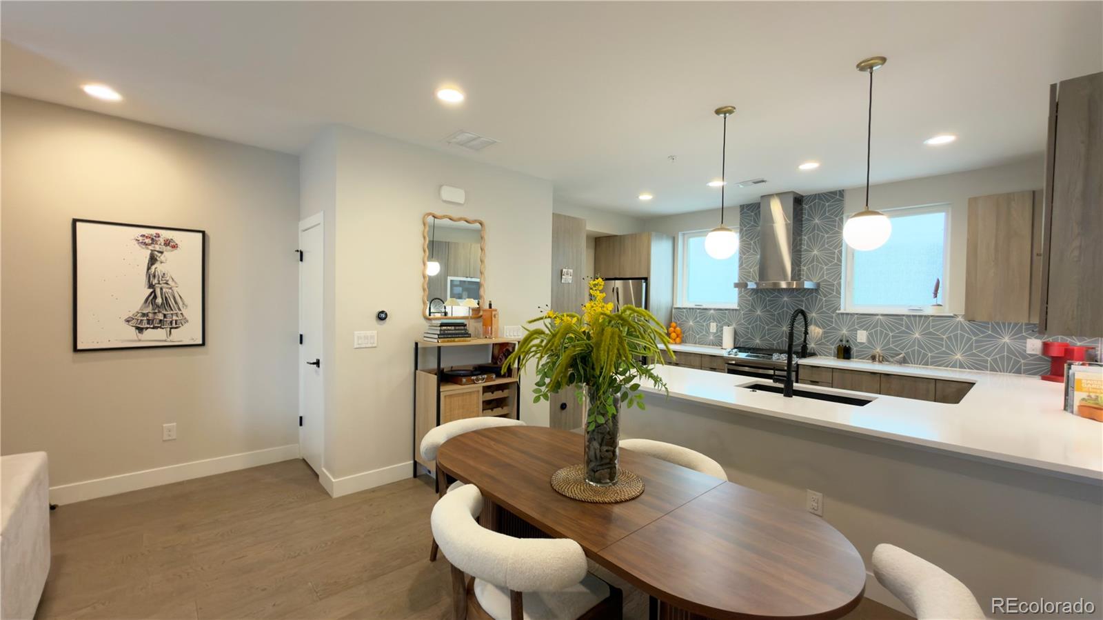 MLS Image #10 for 2870  tremont place,denver, Colorado