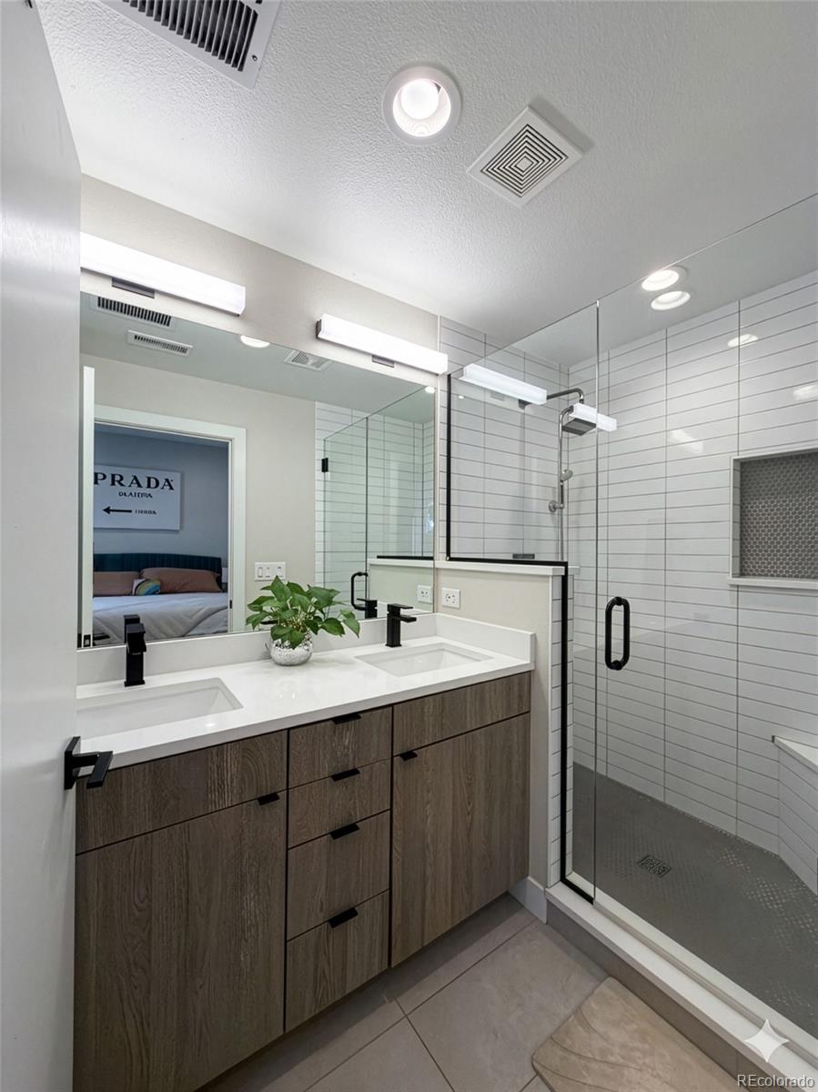 MLS Image #16 for 2870  tremont place,denver, Colorado