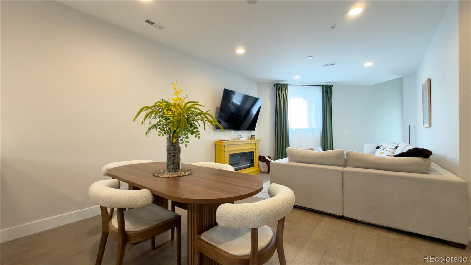 MLS Image #6 for 2870  tremont place,denver, Colorado