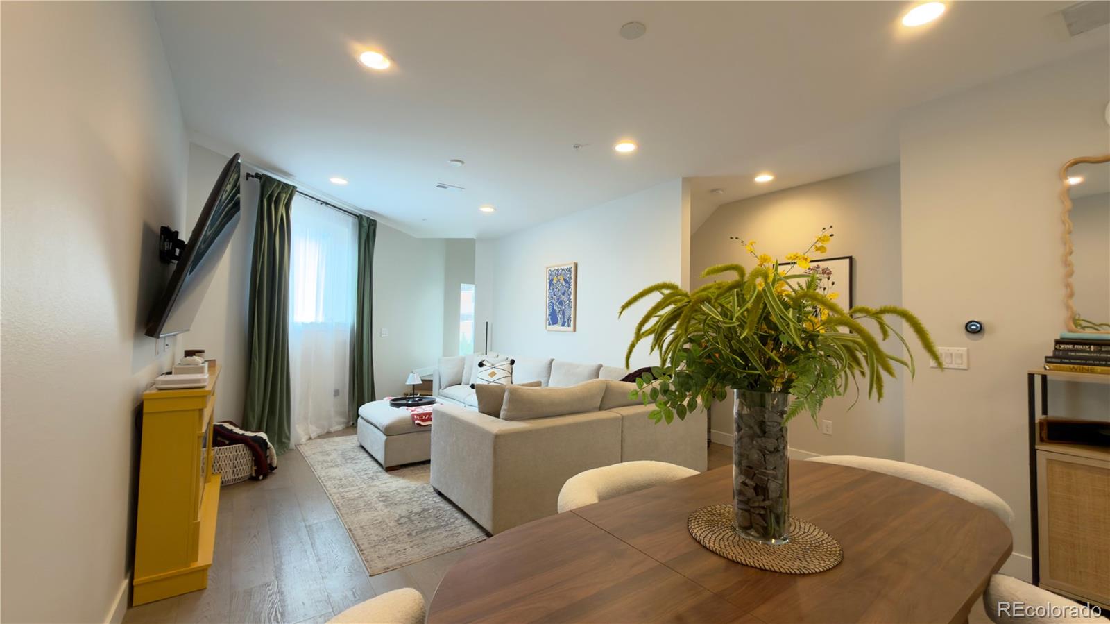 MLS Image #7 for 2870  tremont place,denver, Colorado