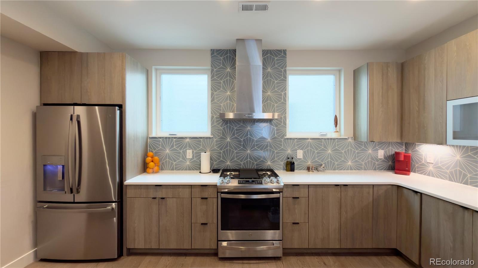MLS Image #9 for 2870  tremont place,denver, Colorado