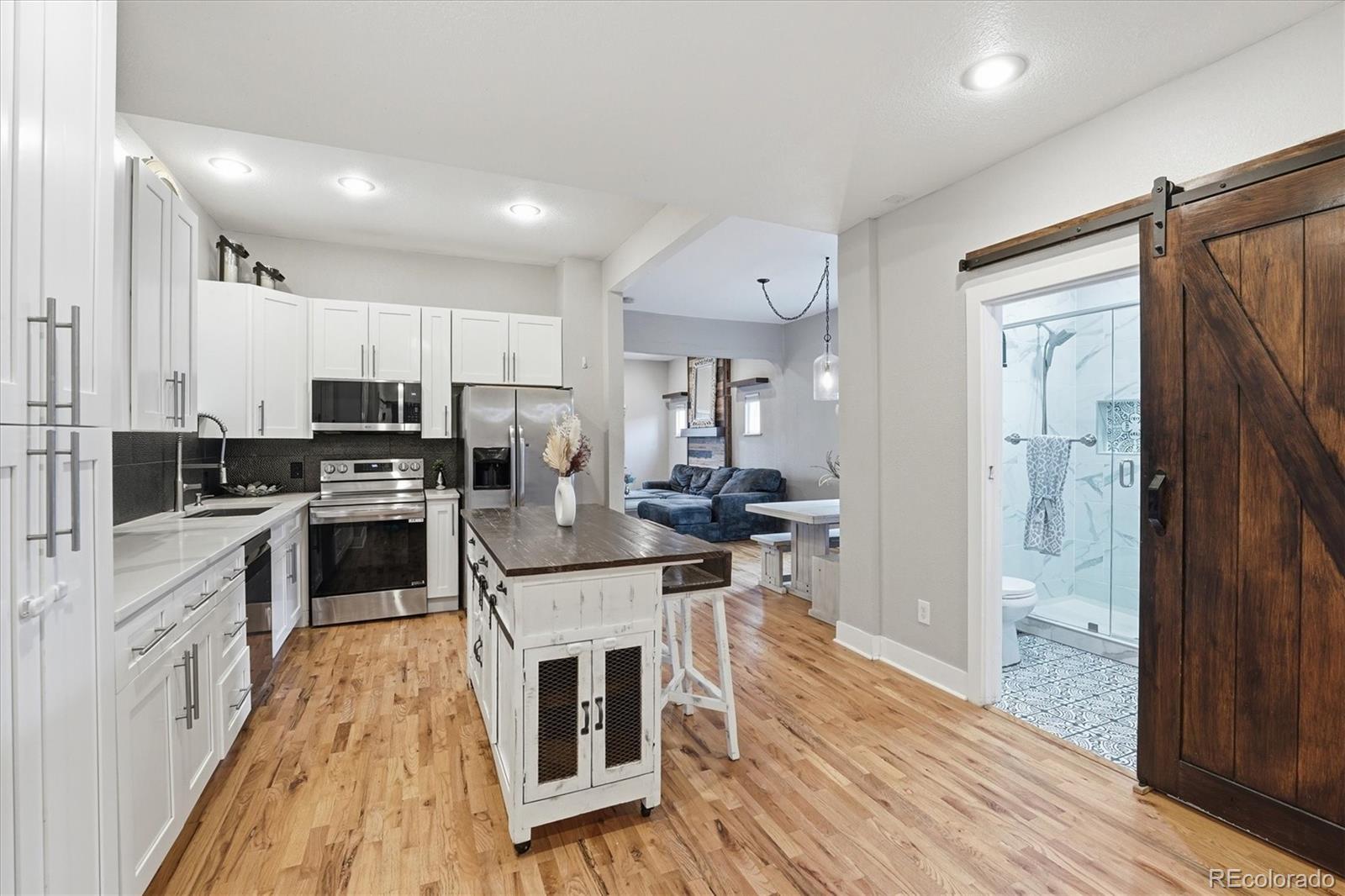 MLS Image #21 for 2073 s logan street,denver, Colorado