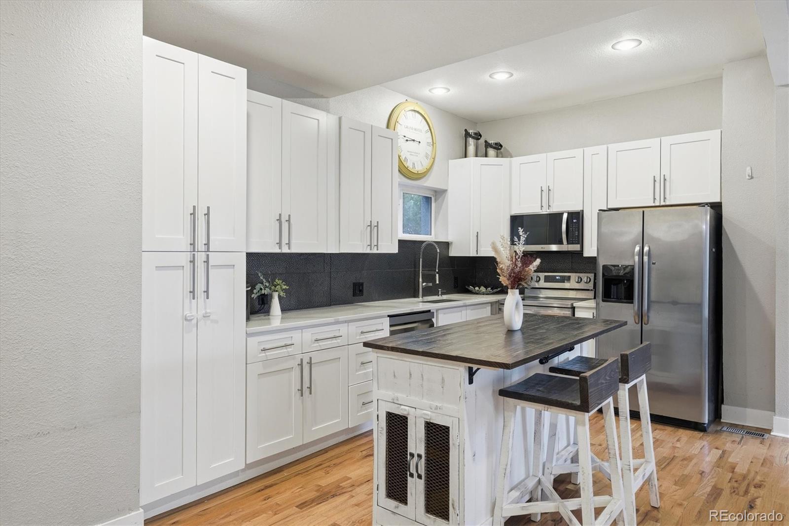 MLS Image #22 for 2073 s logan street,denver, Colorado