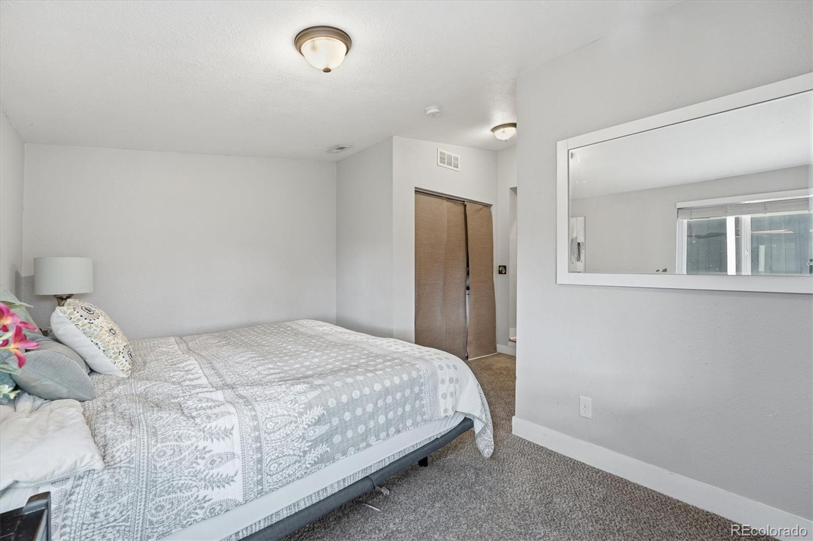 MLS Image #26 for 2073 s logan street,denver, Colorado