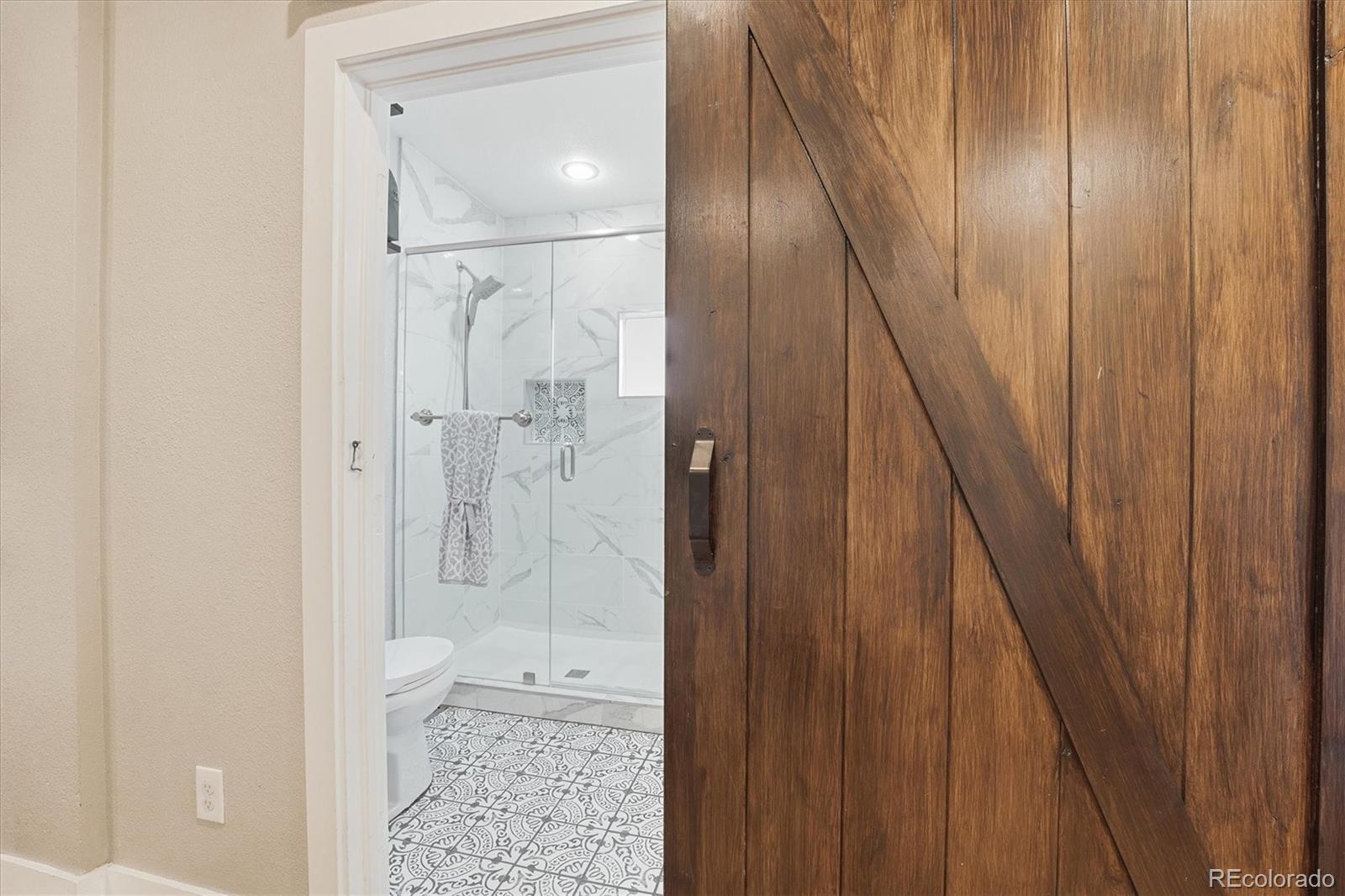 MLS Image #28 for 2073 s logan street,denver, Colorado