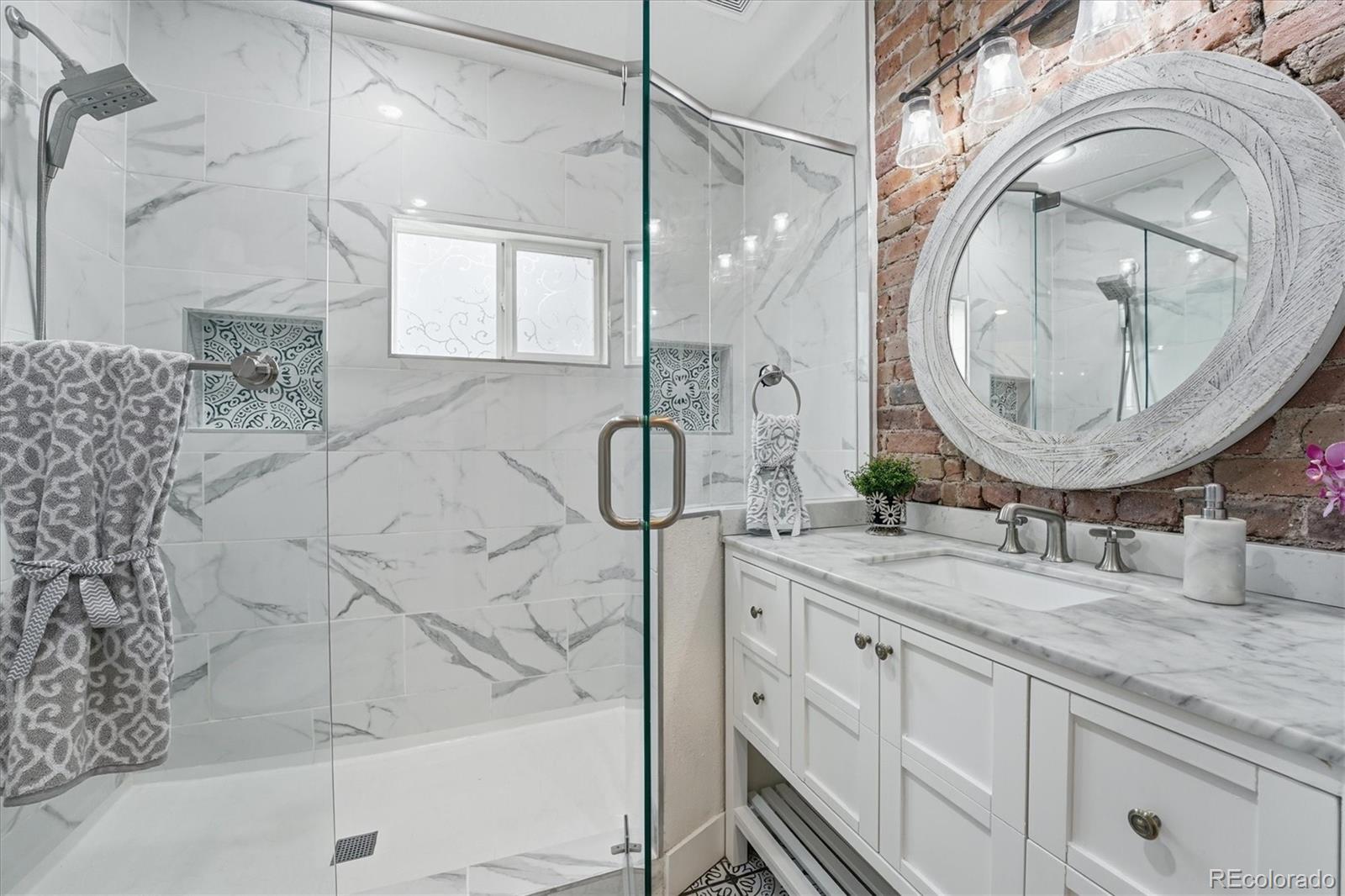 MLS Image #29 for 2073 s logan street,denver, Colorado