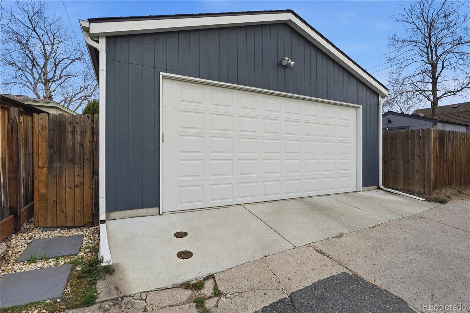 MLS Image #3 for 2073 s logan street,denver, Colorado