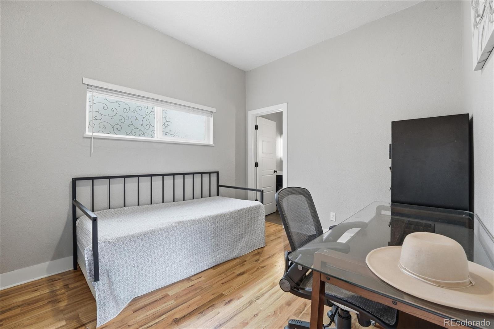 MLS Image #34 for 2073 s logan street,denver, Colorado