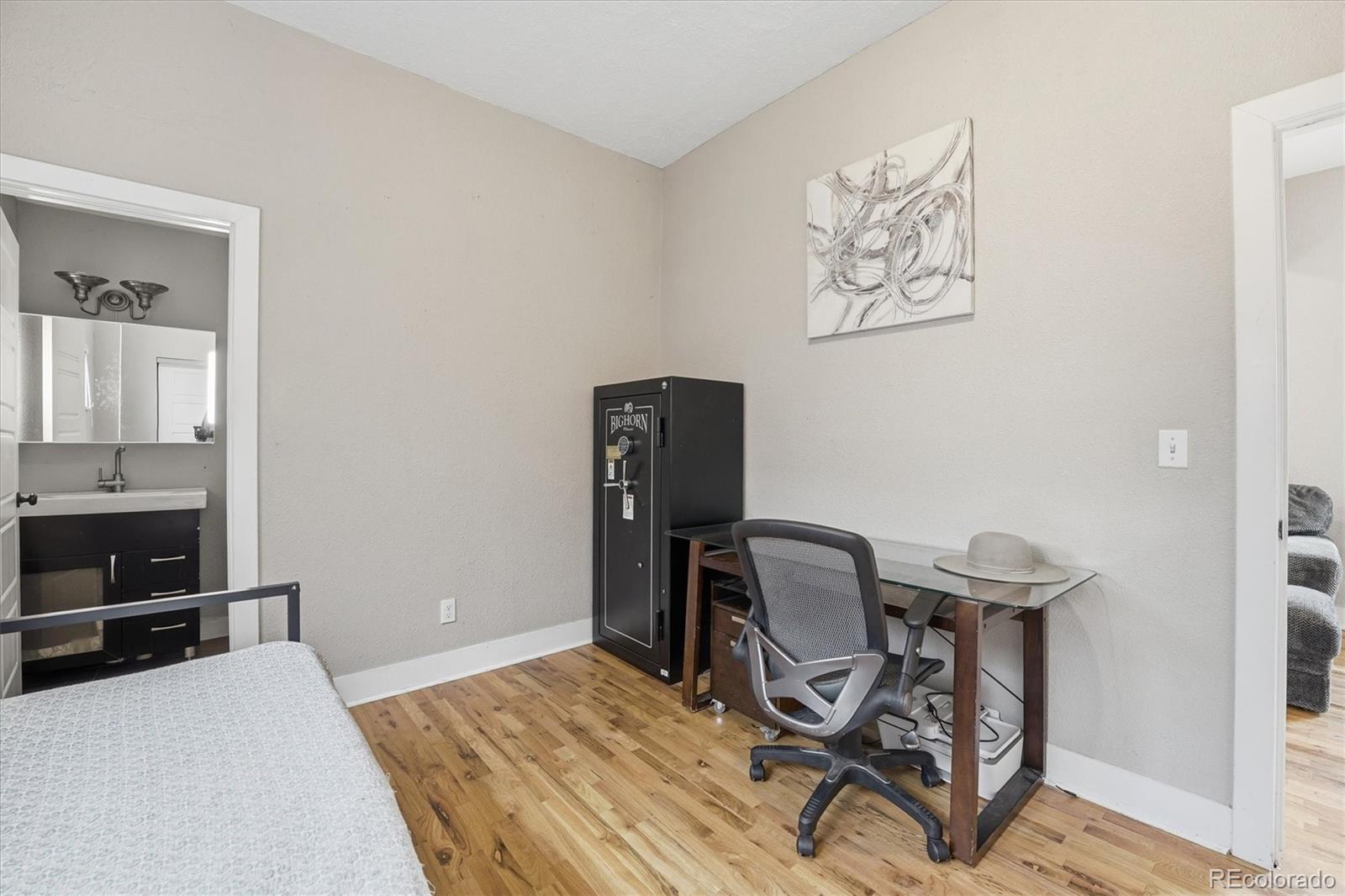 MLS Image #35 for 2073 s logan street,denver, Colorado