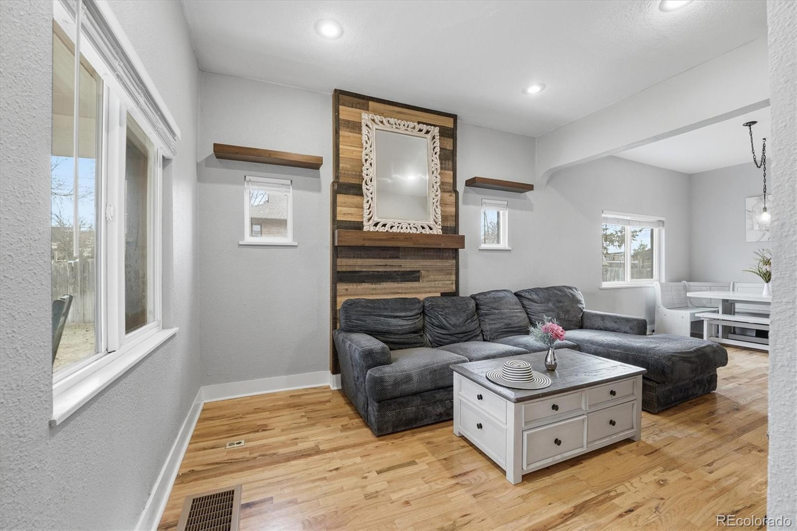 MLS Image #7 for 2073 s logan street,denver, Colorado